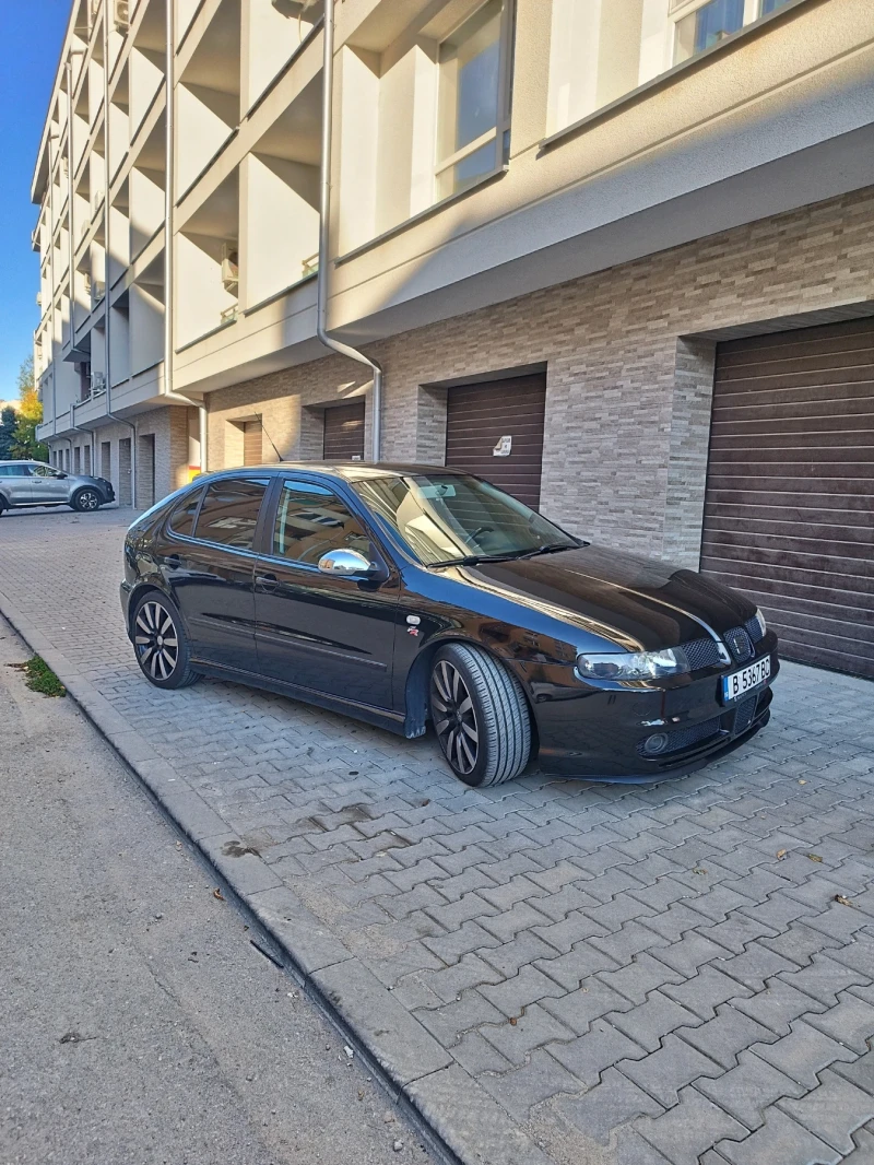 Seat Leon, снимка 13 - Автомобили и джипове - 44255885