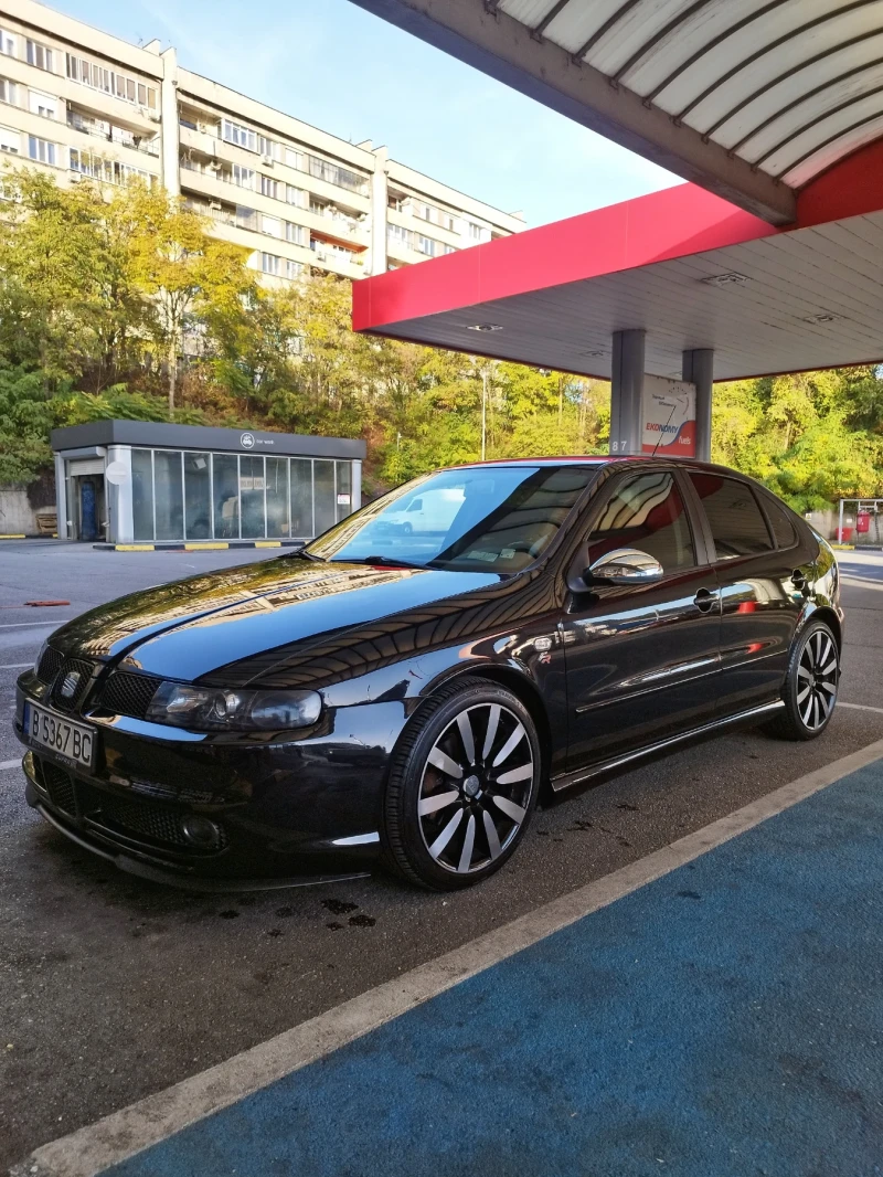 Seat Leon, снимка 14 - Автомобили и джипове - 44255885