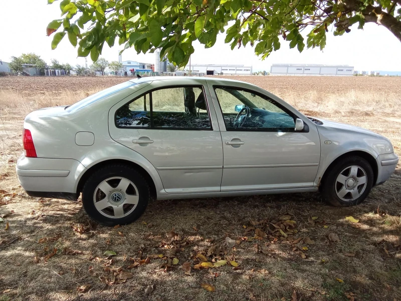 VW Bora, снимка 3 - Автомобили и джипове - 47242037