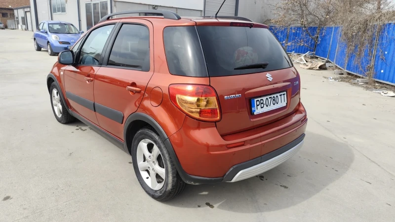 Suzuki SX4, снимка 5 - Автомобили и джипове - 49482833