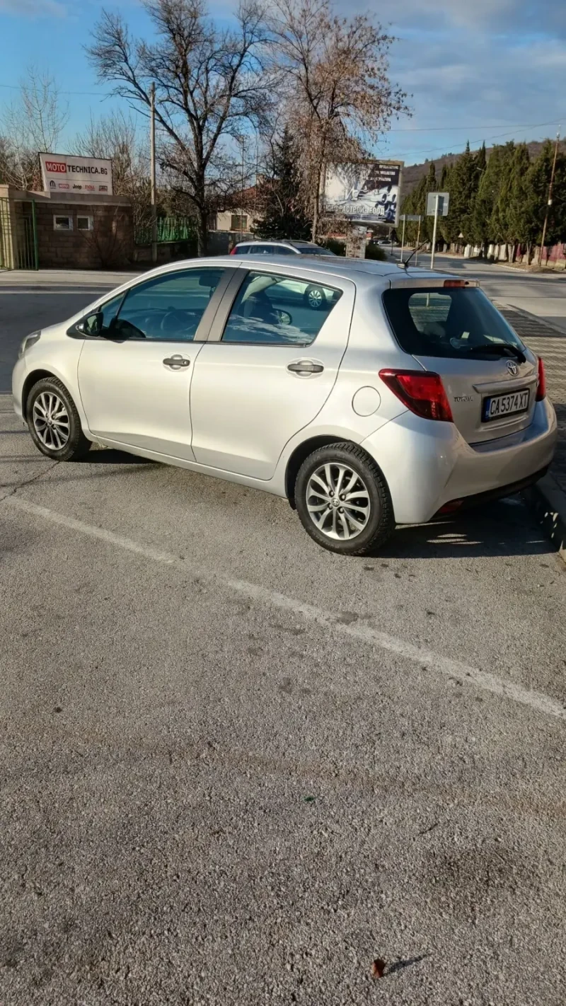 Toyota Yaris 1.33 газ, снимка 4 - Автомобили и джипове - 50239297