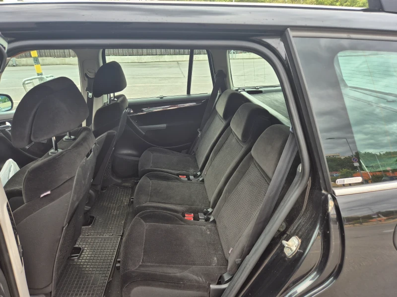 Citroen Grand C4 Picasso EXLUSIVE, снимка 14 - Автомобили и джипове - 51702310