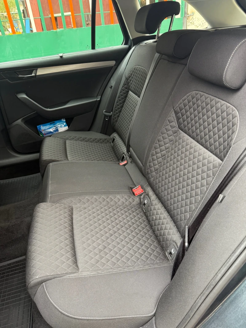 Skoda Superb 4x4, снимка 10 - Автомобили и джипове - 52331612