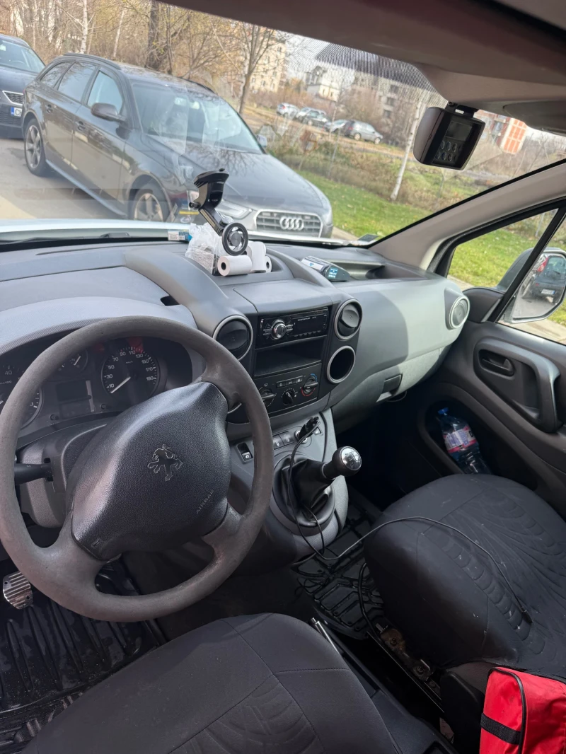 Peugeot Partner, снимка 7 - Автомобили и джипове - 52633608