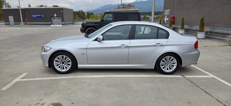 BMW 325 X-drive, снимка 4 - Автомобили и джипове - 52650147