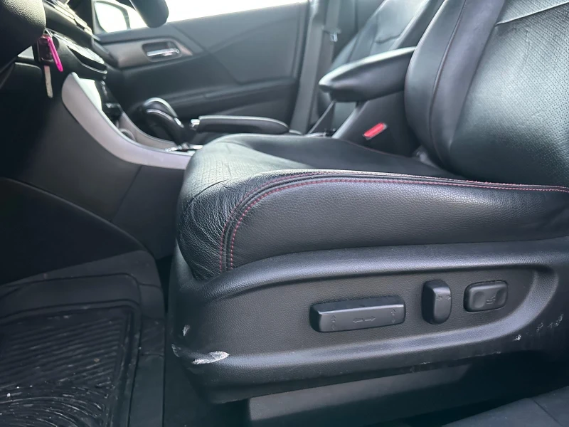 Honda Accord Sport 2.4 бензин автомат, снимка 9 - Автомобили и джипове - 53244359