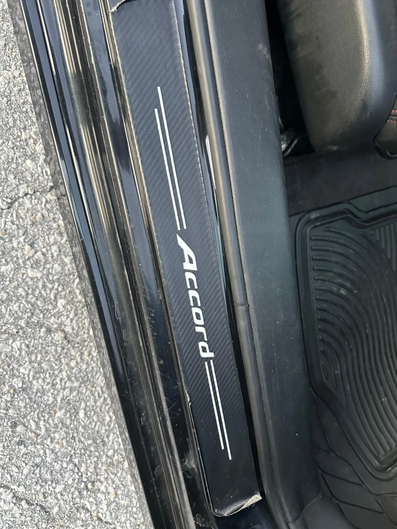Honda Accord Sport 2.4 бензин автомат, снимка 14 - Автомобили и джипове - 53244359