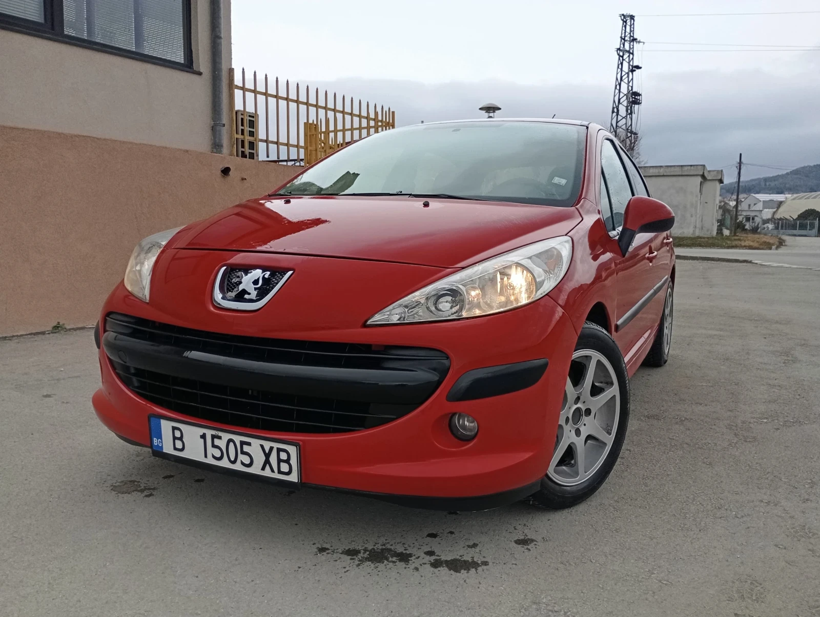 Peugeot 207 1.4 LPG 75�.�. | Mobile.bg � ����������� 1