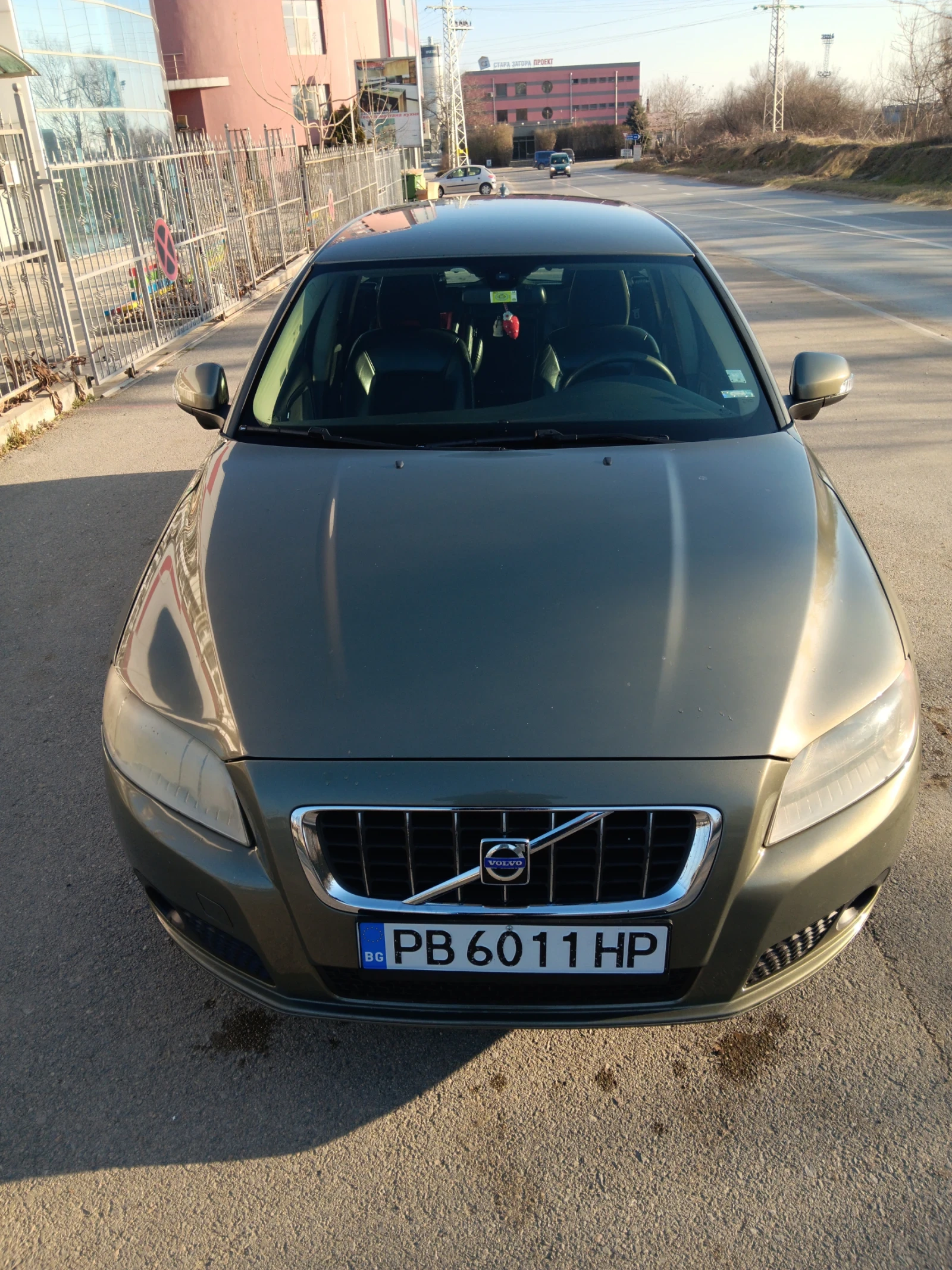Volvo V70  - изображение 8