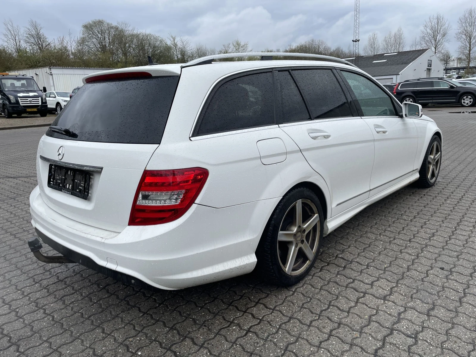 Mercedes-Benz C 220 Cdi / Autimatic / AMG / Distronic / Panorama - изображение 6