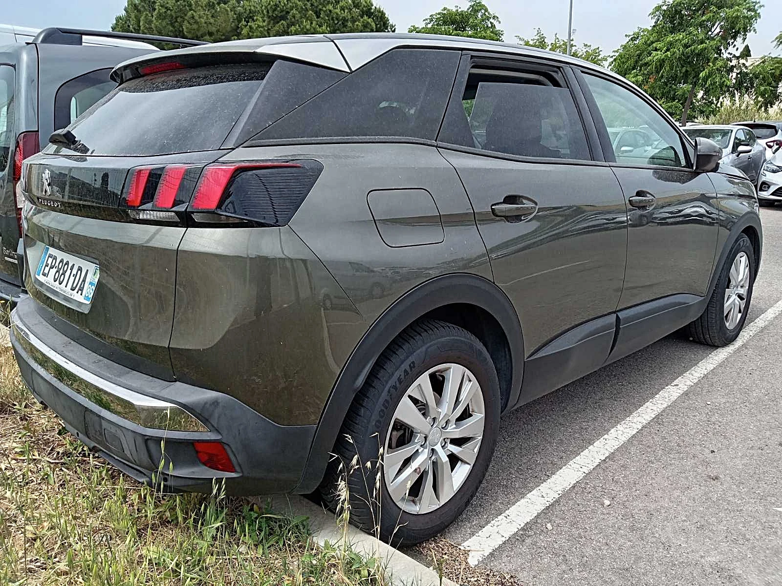 Peugeot 3008 AUTOMATIC - изображение 4