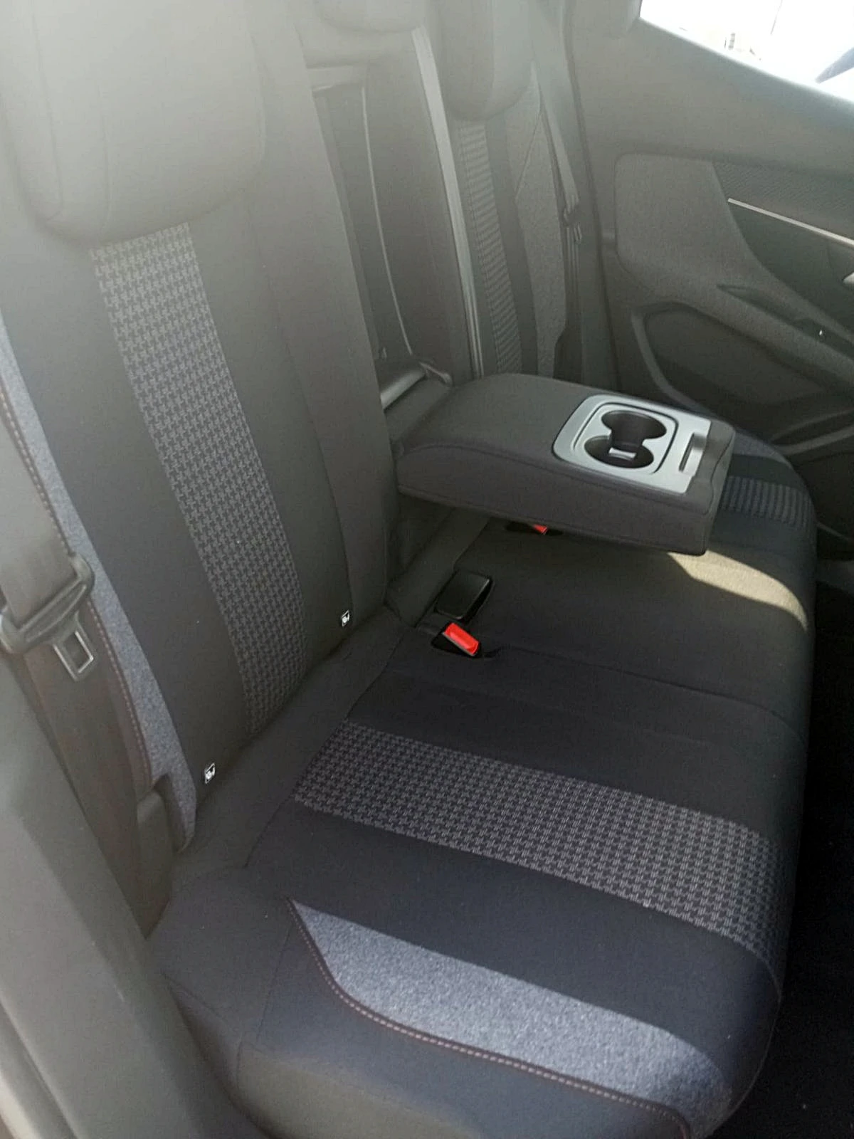 Peugeot 3008 AUTOMATIC - изображение 9