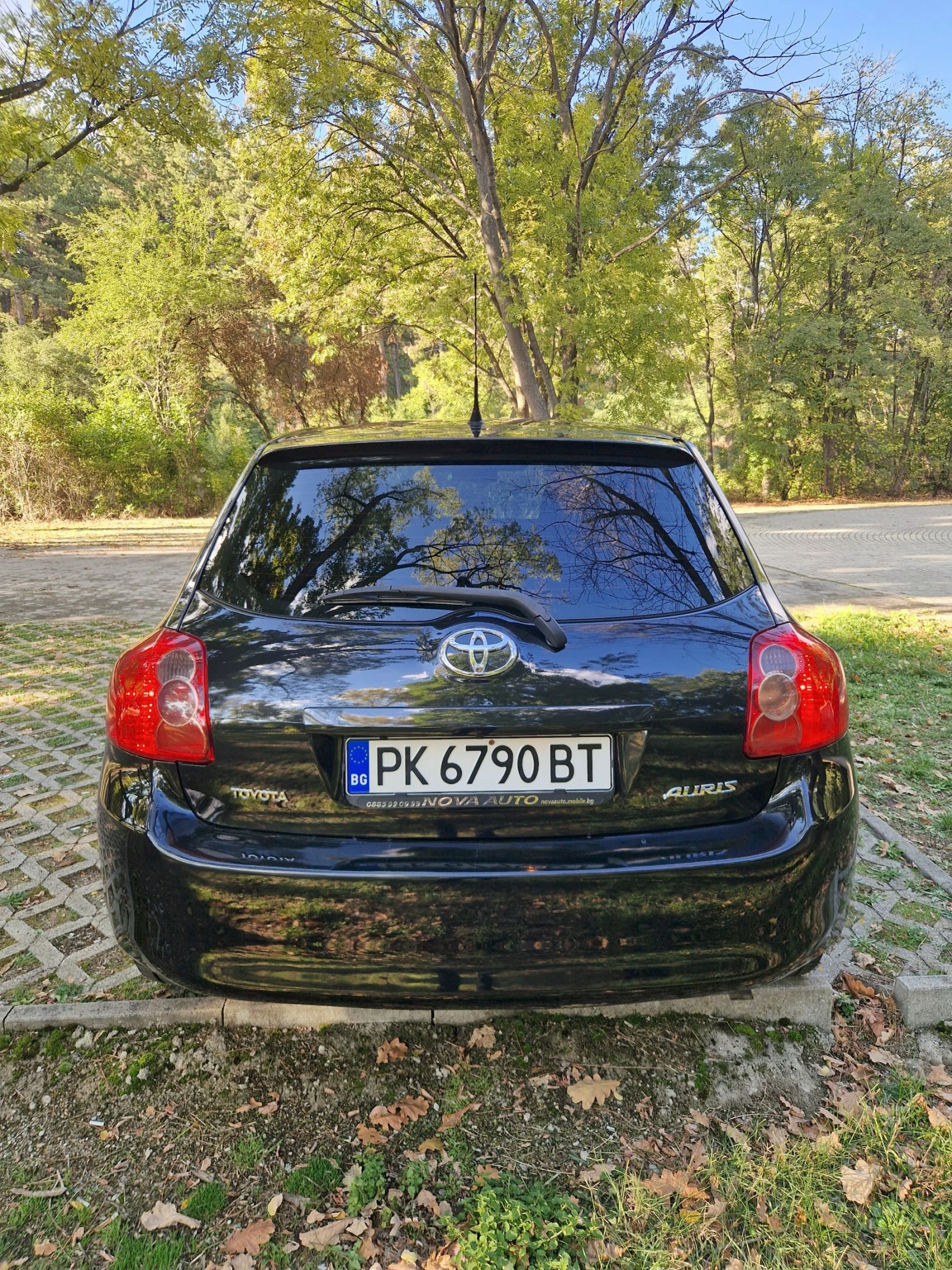 Toyota Auris  - изображение 6