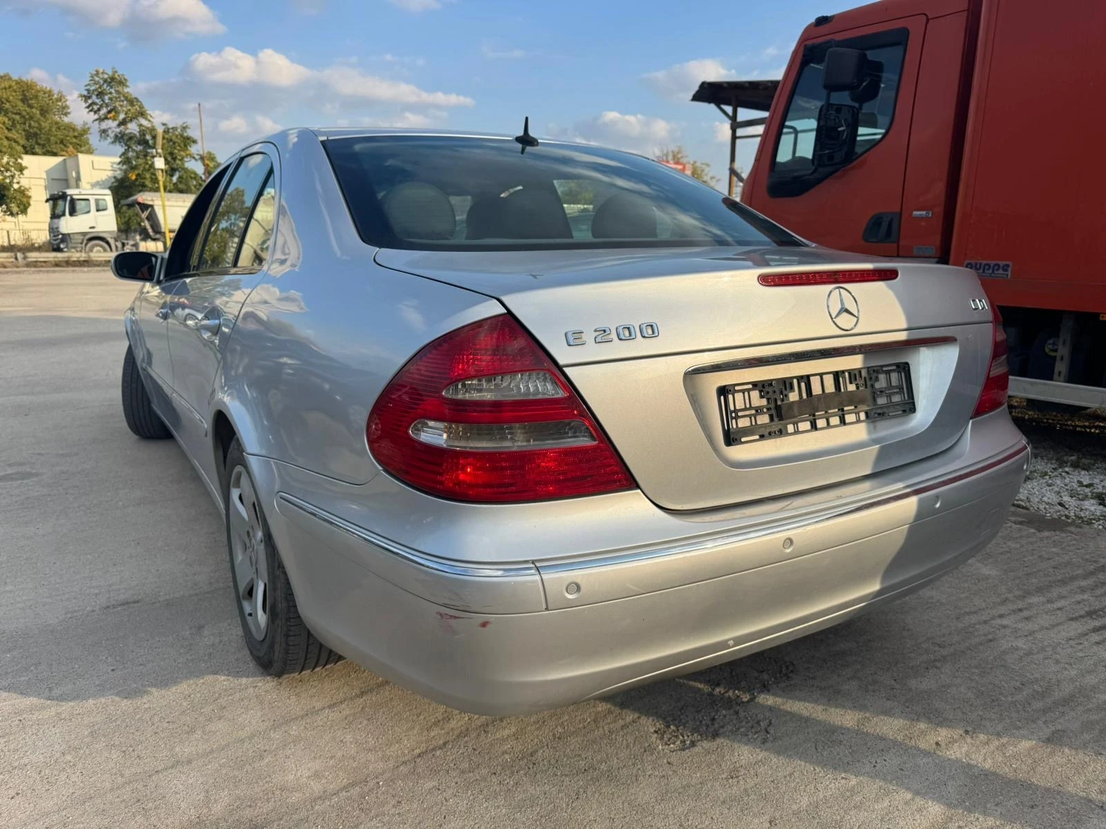 Mercedes-Benz E 200 Цди ръчна - изображение 4