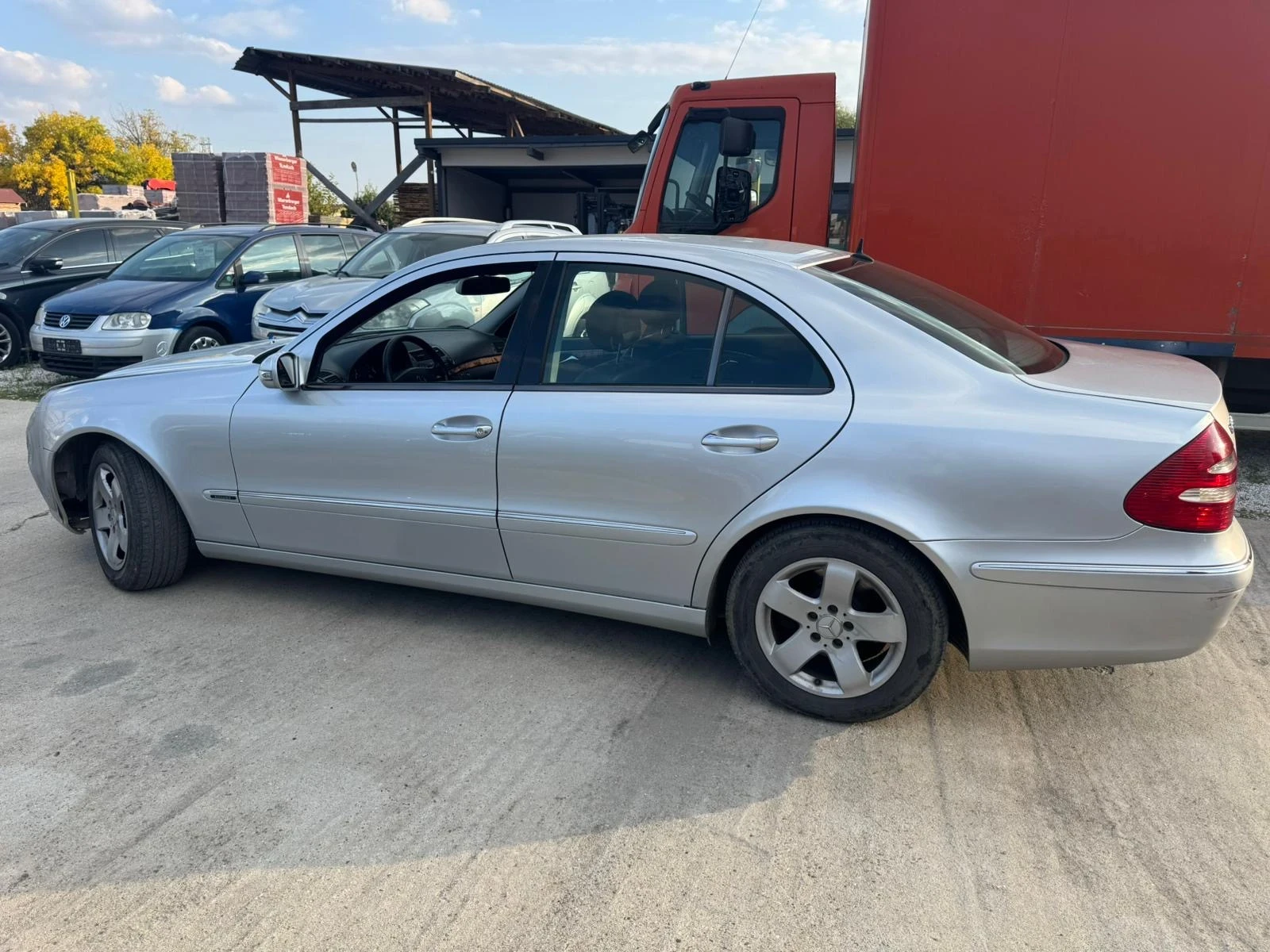Mercedes-Benz E 200 Цди ръчна - изображение 3