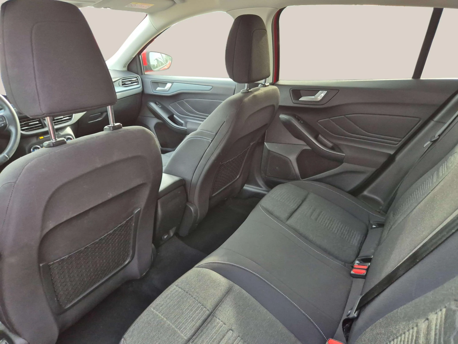 Ford Focus 1.0 EcoBoost - изображение 6