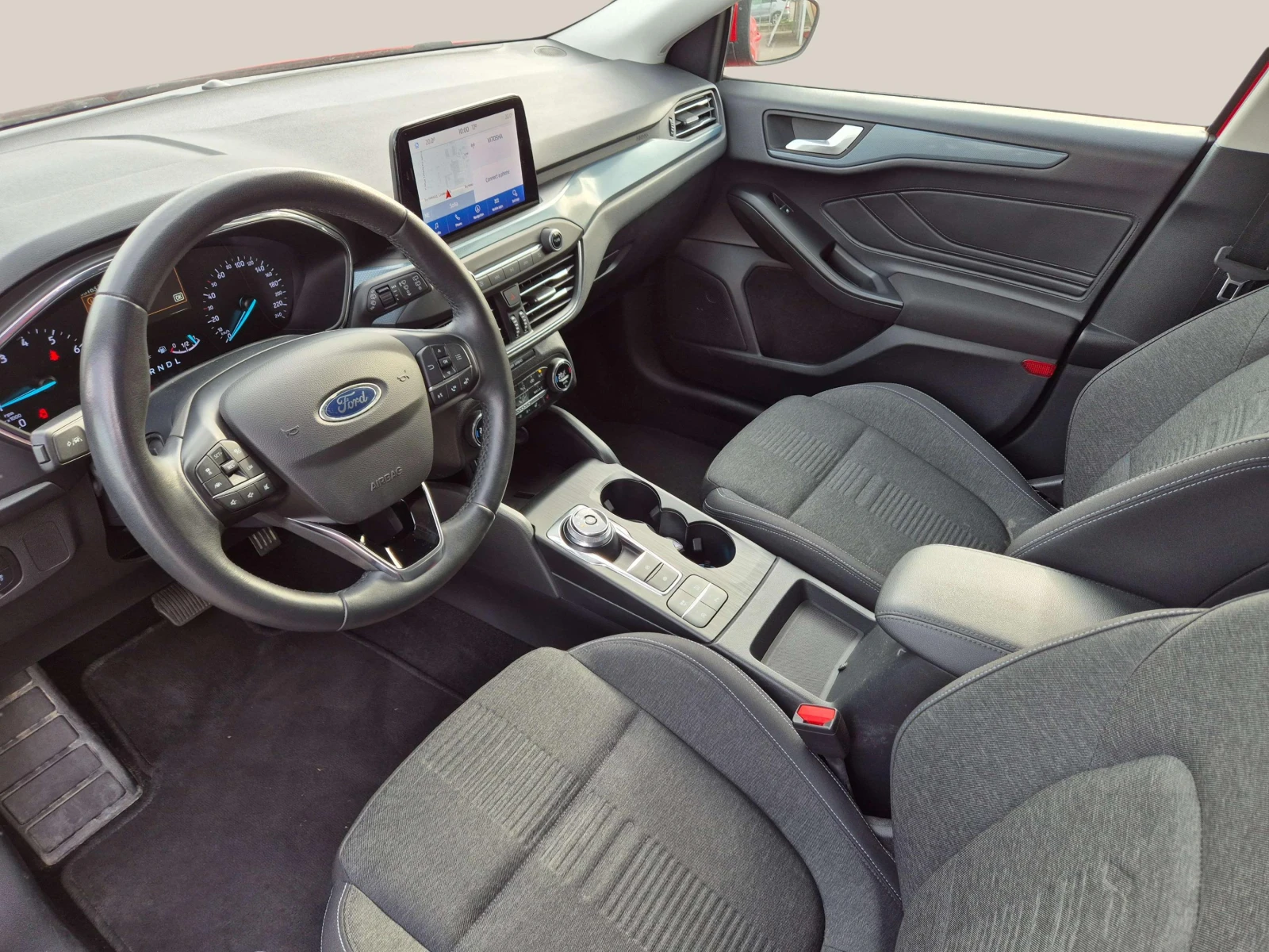Ford Focus 1.0 EcoBoost - изображение 8