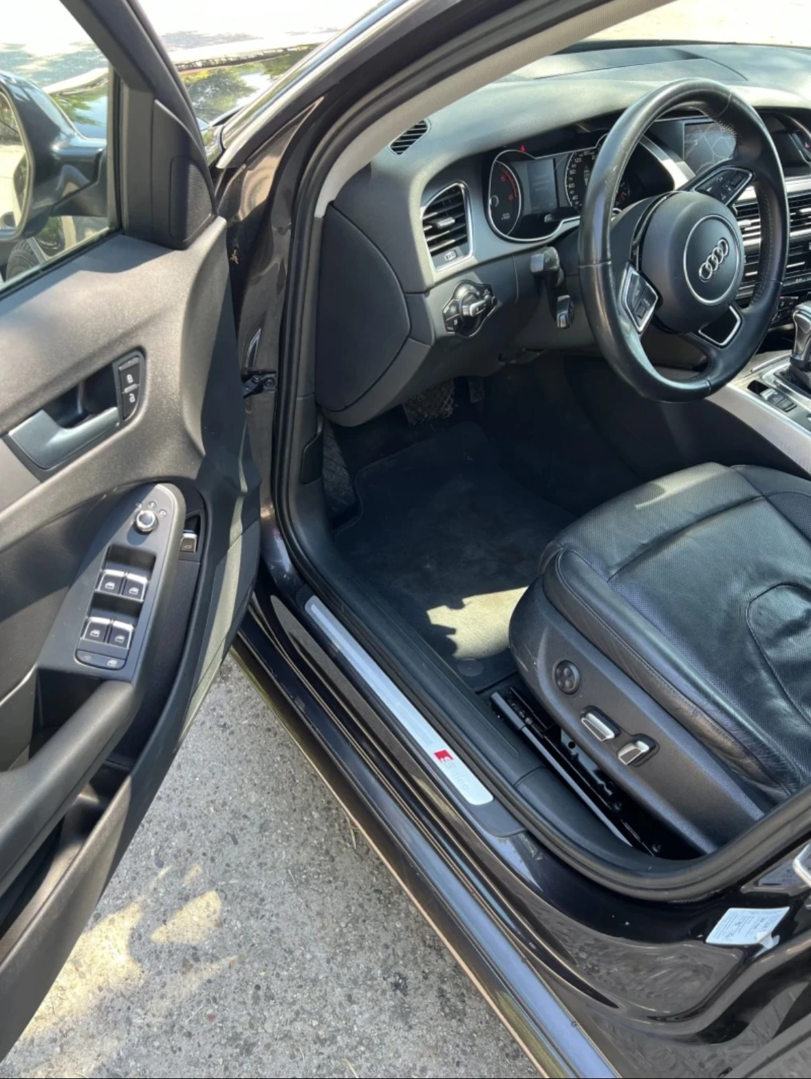 Audi A4  B8, 5 S-line   - изображение 4