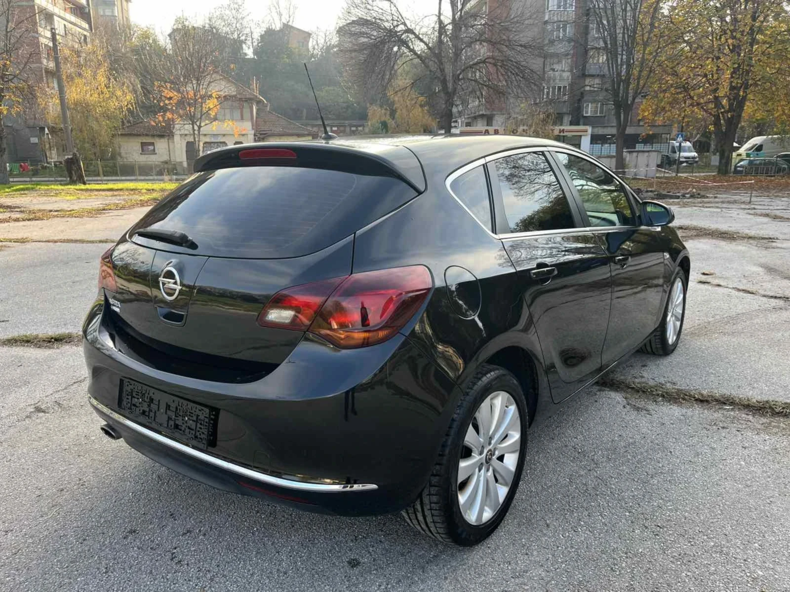Opel Astra 1.4i* COSMO* LPG - изображение 9