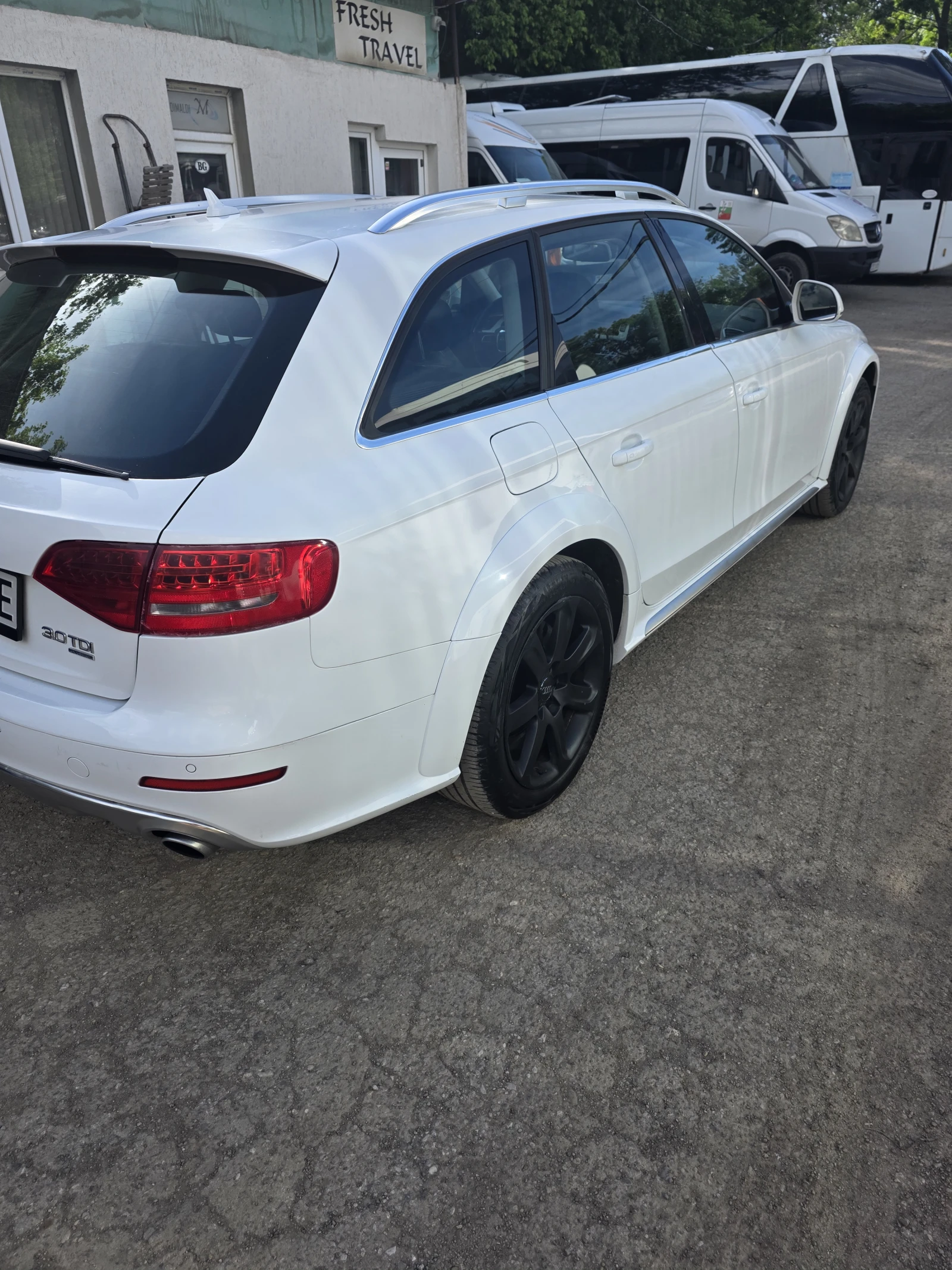 Audi A4 Allroad 3.0TDI 4X4 БАРТЕР, снимка 5 - Автомобили и джипове - 53145823