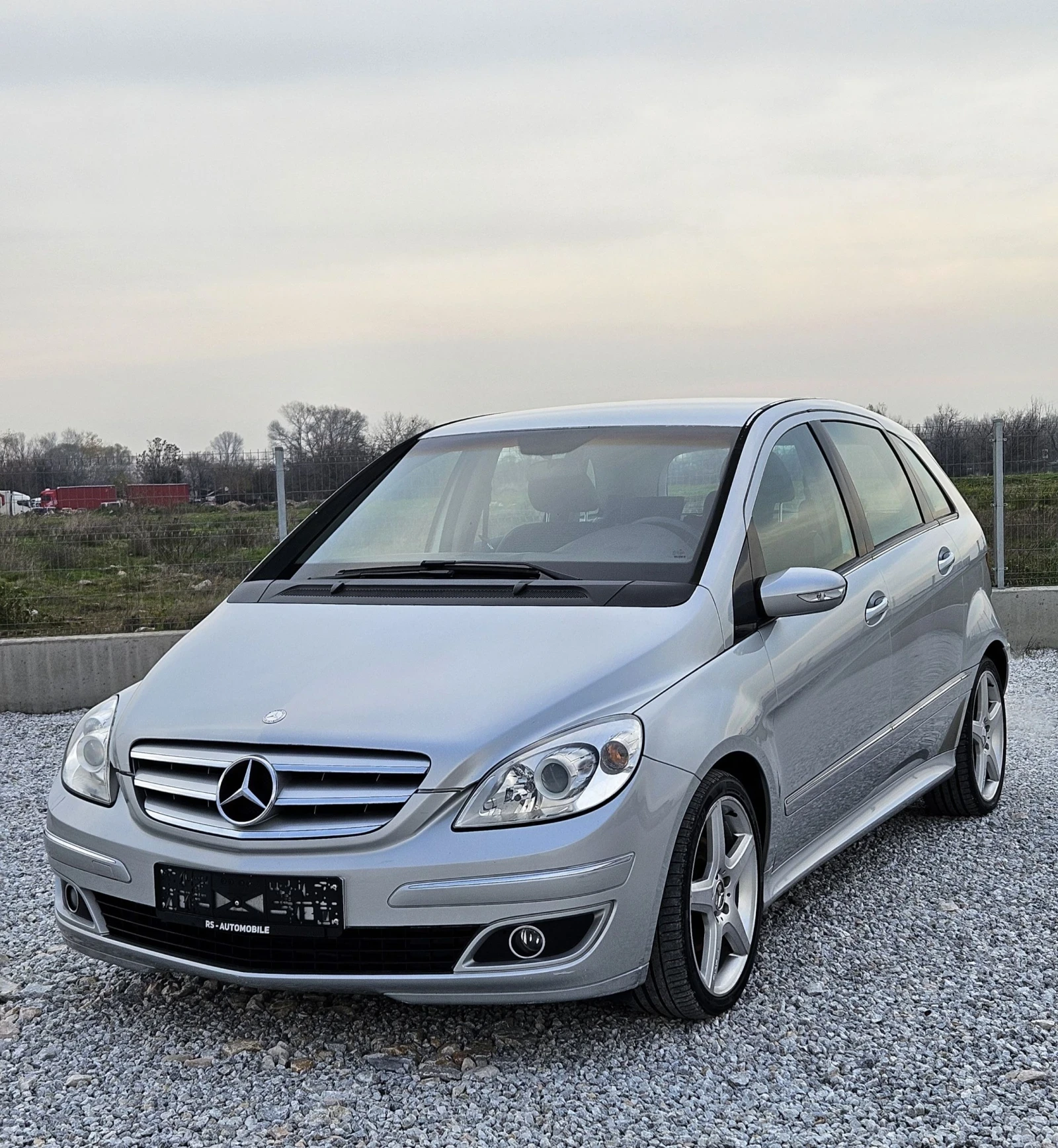 Mercedes-Benz B 200 | Mobile.bg   1