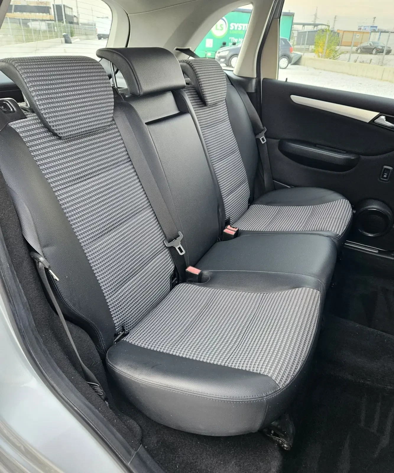 Mercedes-Benz B 200 | Mobile.bg   11