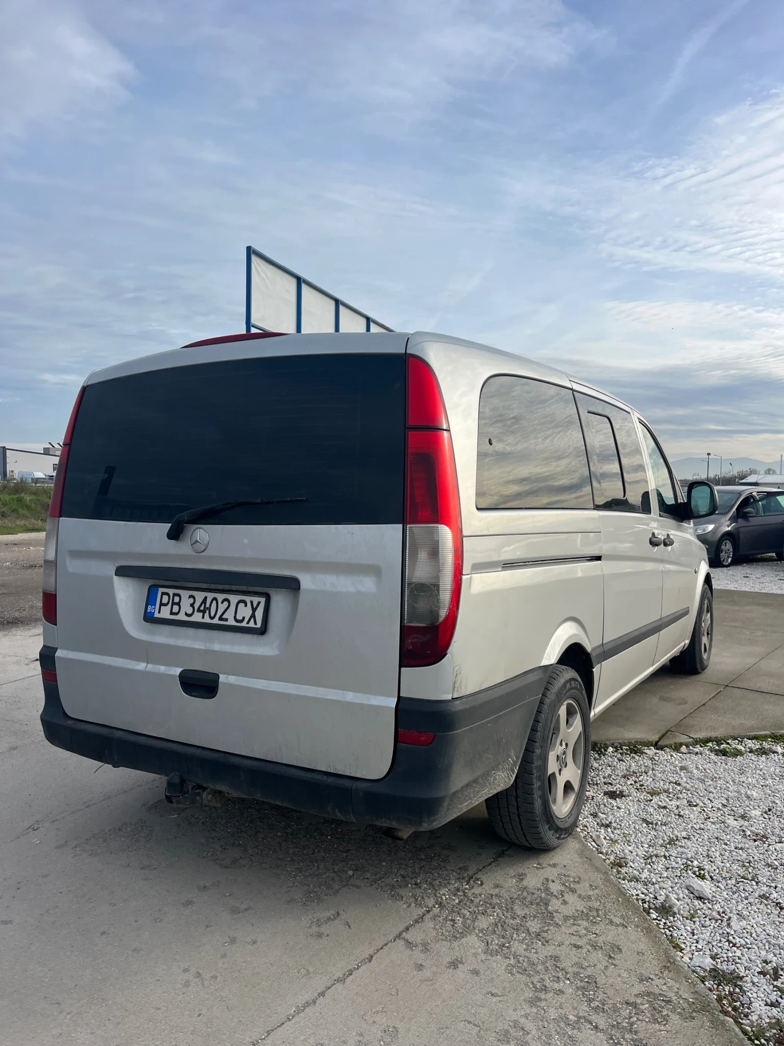 Mercedes-Benz Viano 2.2 CDI 6+ 1 - изображение 4