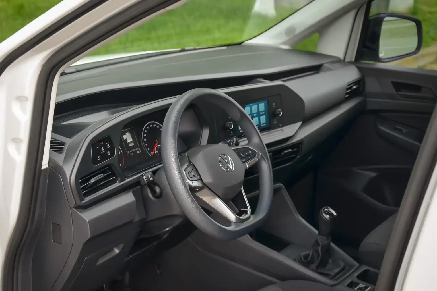 VW Caddy 2, О TDI 102 k.c 6MT / N1 - товарен c 5 места, снимка 10 - Автомобили и джипове - 53768683