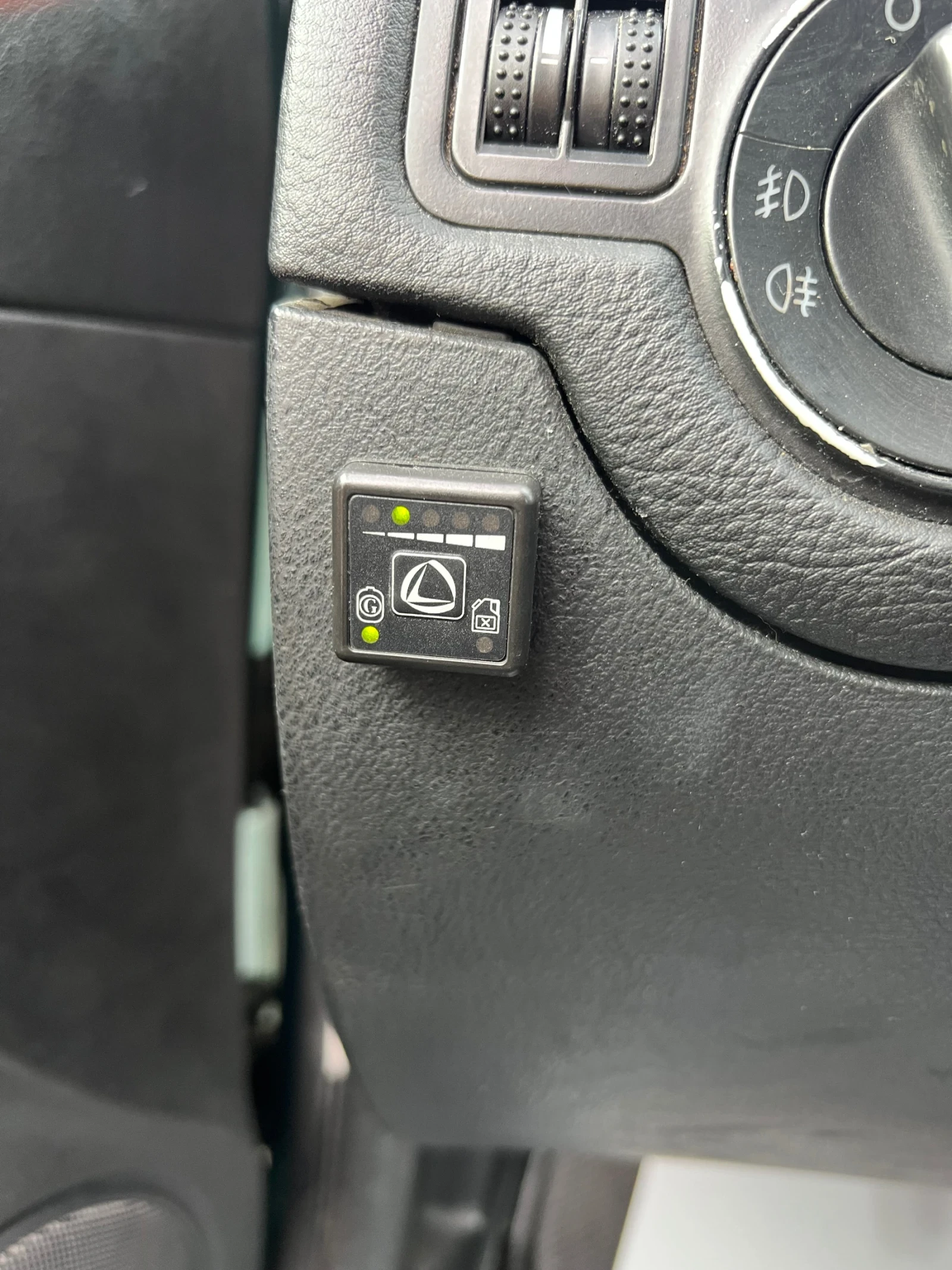 VW Bora 1.6i ГАЗ/КЛИМАТРОНИК, снимка 6 - Автомобили и джипове - 54211997