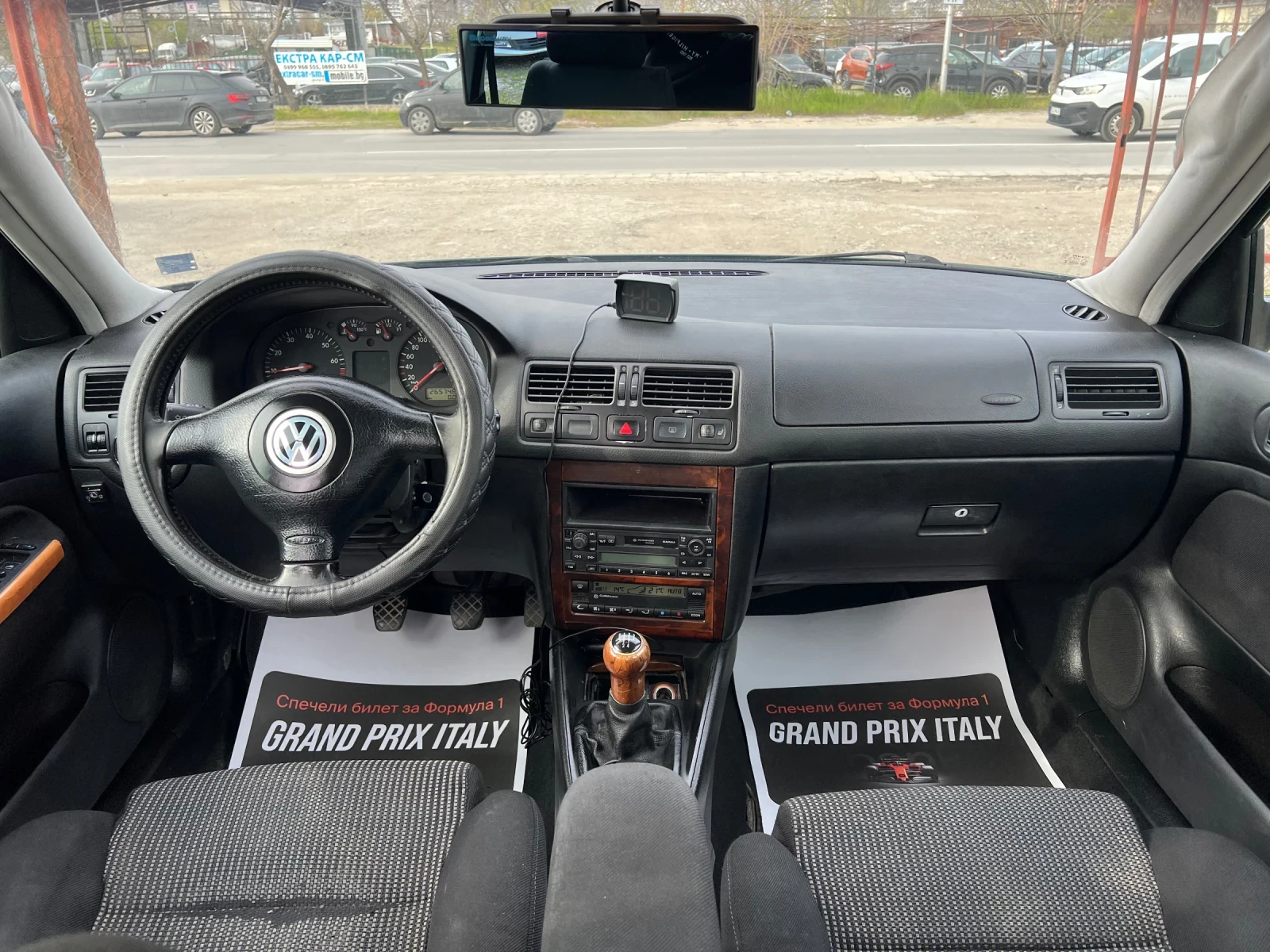 VW Bora 1.6i ГАЗ/КЛИМАТРОНИК, снимка 9 - Автомобили и джипове - 54211997