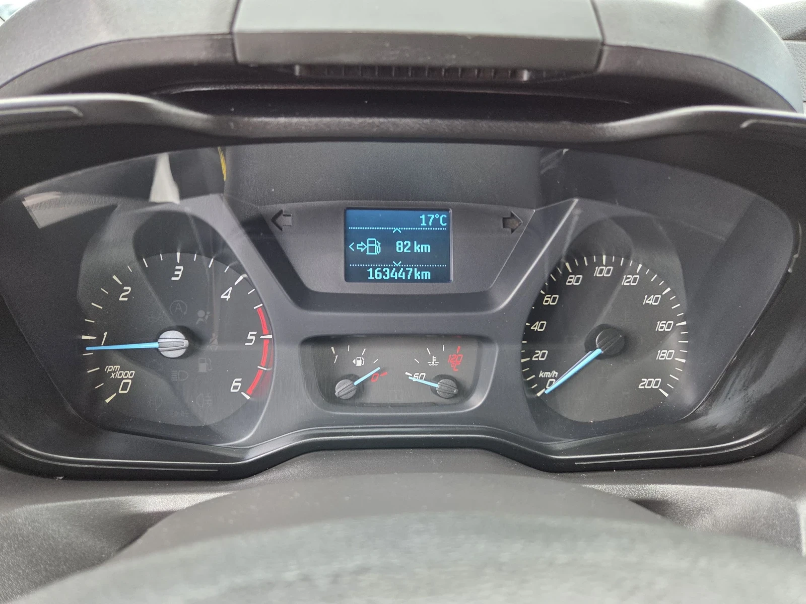 Ford Transit Custom 2.0 TDCI , снимка 13 - Автомобили и джипове - 54596578