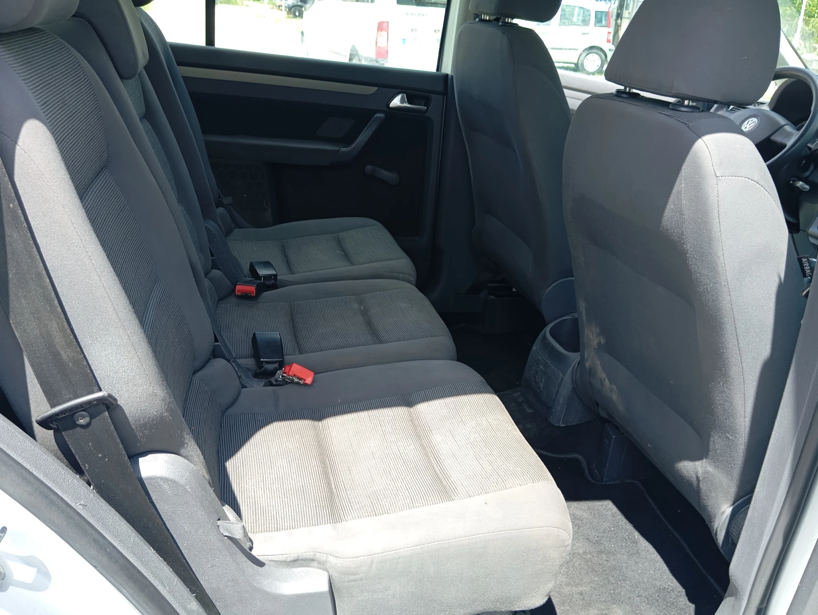 VW Touran 1.9-D-105��-6+ 1�����-����������� | Mobile.bg � ����������� 14