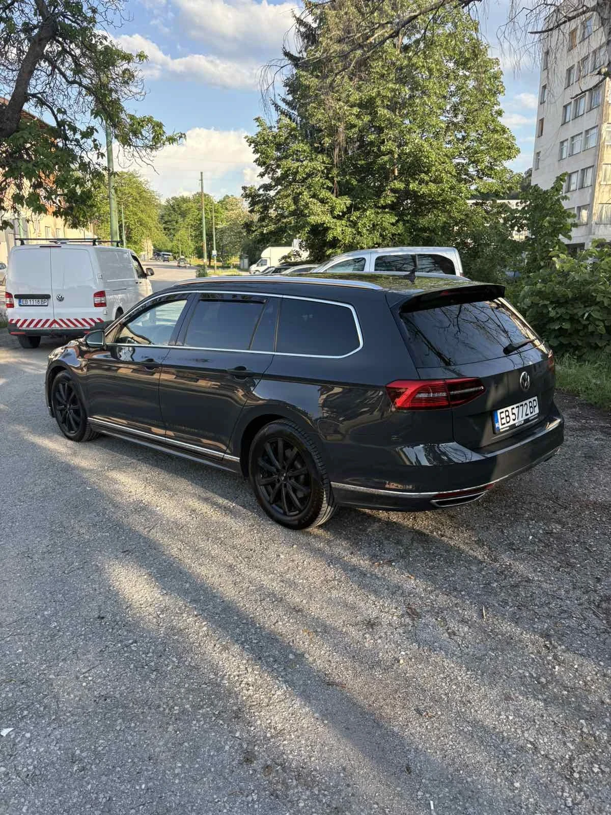 VW Passat 2.0 TDI 190 4 MOTION MATRIX DISTRONIC, снимка 15 - Автомобили и джипове - 54703384