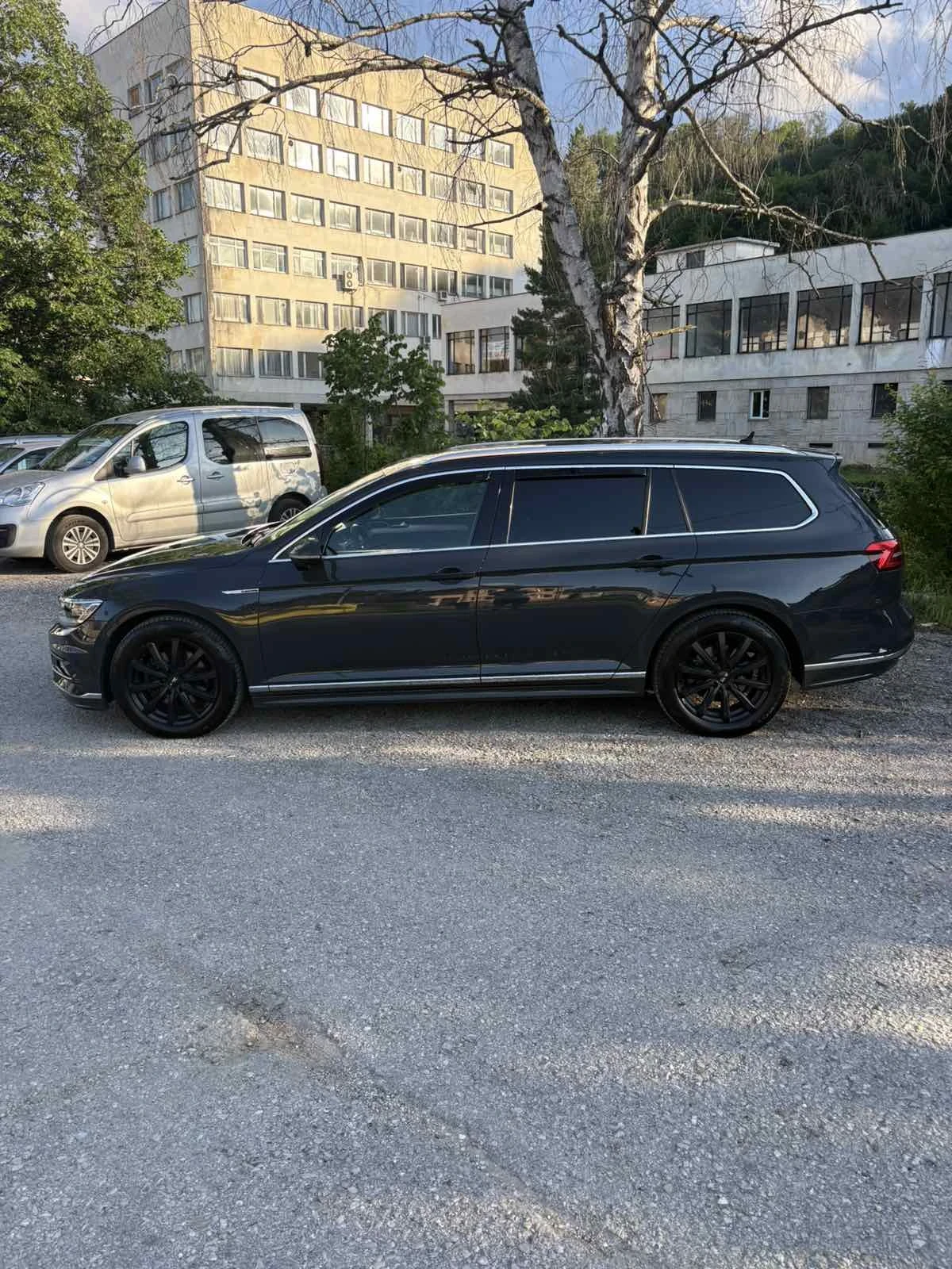 VW Passat 2.0 TDI 190 4 MOTION MATRIX DISTRONIC, снимка 6 - Автомобили и джипове - 54703384