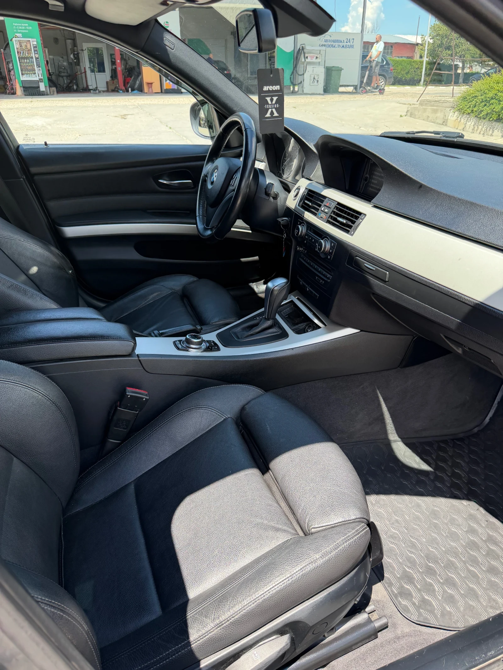 BMW 320, снимка 9 - Автомобили и джипове - 54861541