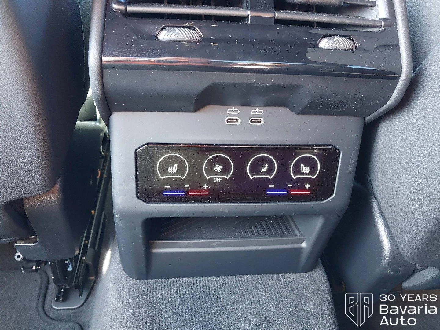 BMW 520 i M Sport Paket Steptronic, снимка 15 - Автомобили и джипове - 54970076