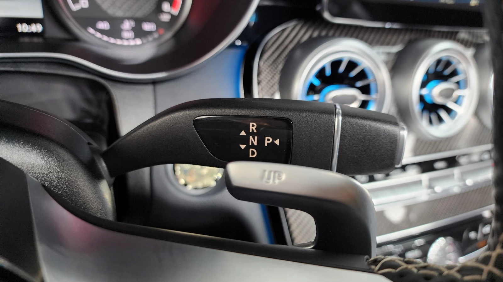Mercedes-Benz C 63 AMG 360* HUD* BLIND SPOT* КРАЙНА ЦЕНА, снимка 9 - Автомобили и джипове - 55243487