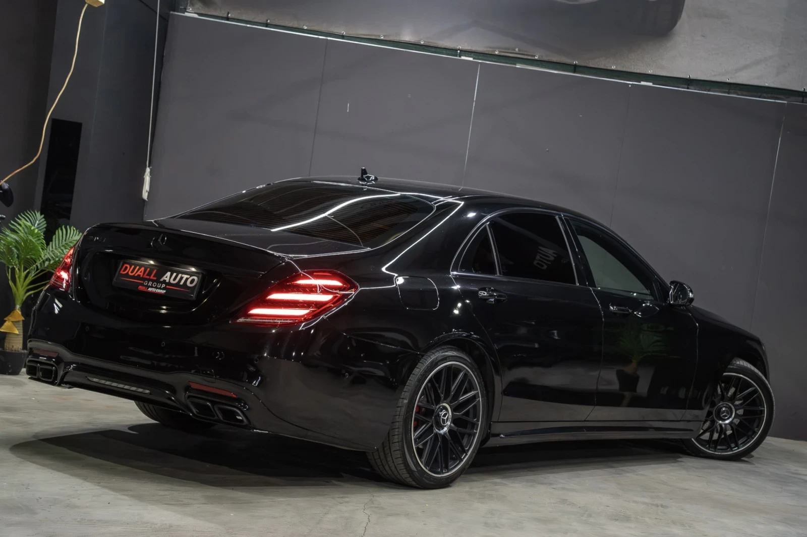 Mercedes-Benz S 350 /S63 AMG PACK/ FACELIFT/ LED/ SHADOWLINE/LONG/, снимка 4 - Автомобили и джипове - 55447935