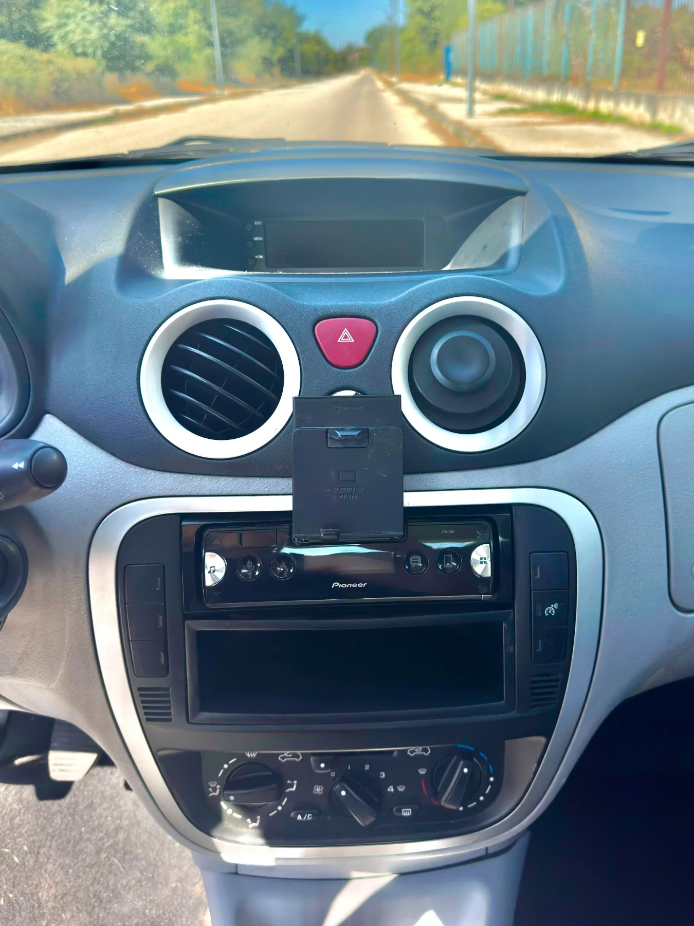 Citroen C3, снимка 7 - Автомобили и джипове - 55692402