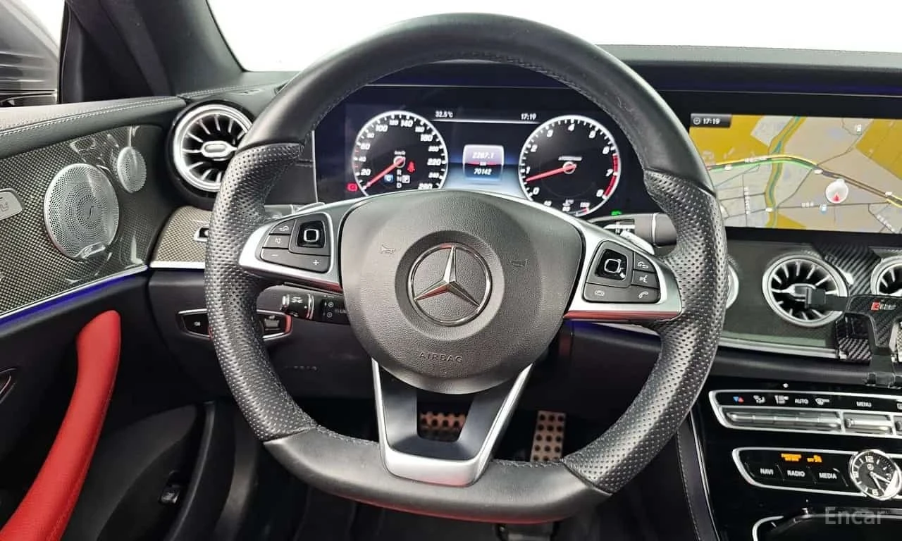 Mercedes-Benz E 400 E400 4MATIC Coupe, снимка 13 - Автомобили и джипове - 55833070