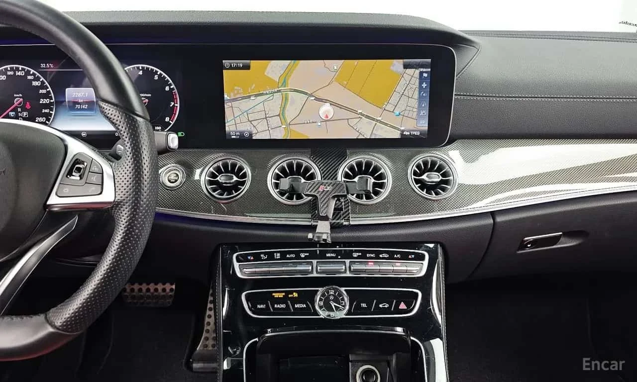 Mercedes-Benz E 400 E400 4MATIC Coupe, снимка 14 - Автомобили и джипове - 55833070