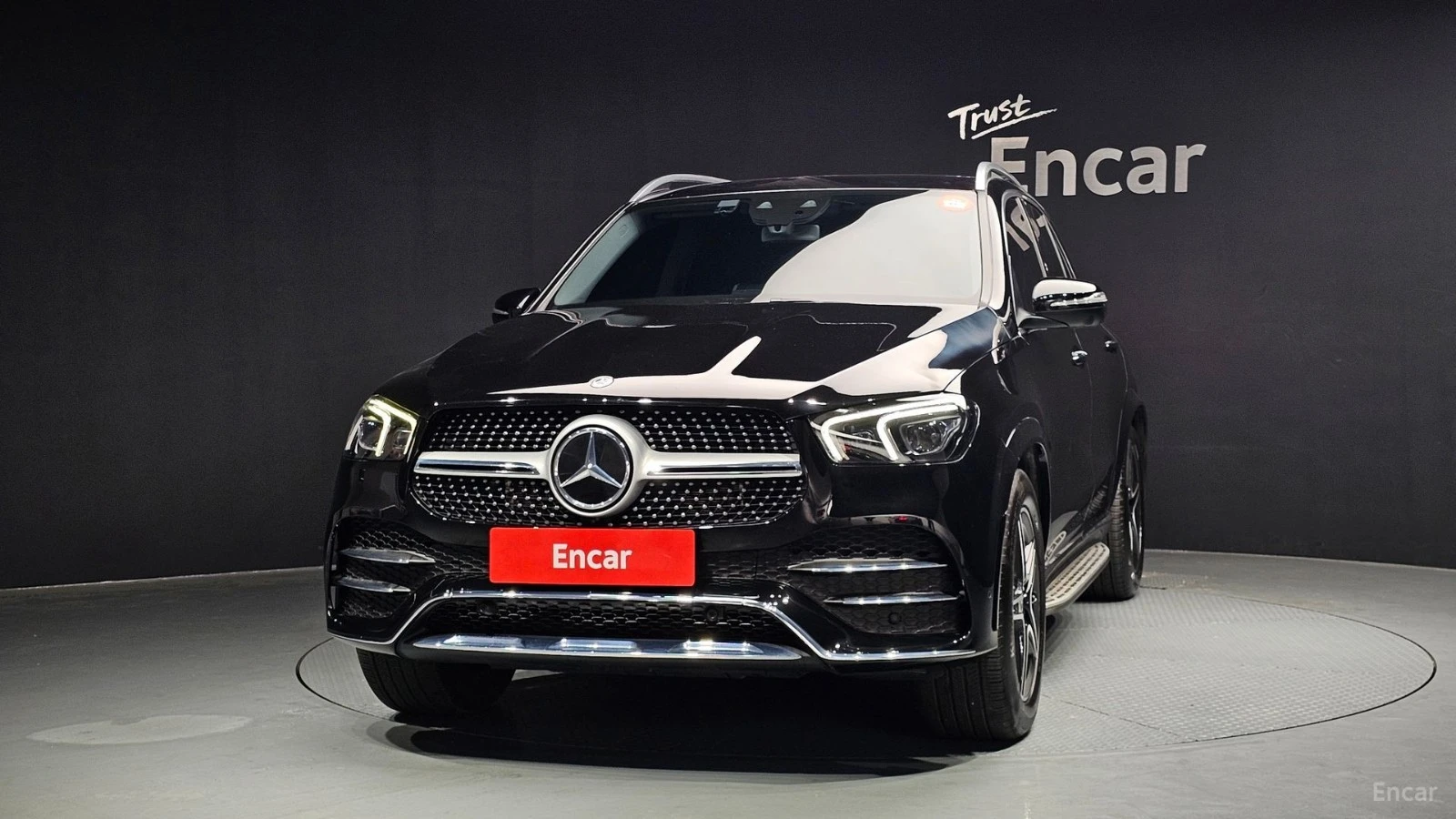Mercedes-Benz GLE 450 AMG Line| AIR| DISTRO| ОБДУХ| 360| HUD| 3 AC| , снимка 2 - Автомобили и джипове - 56136108