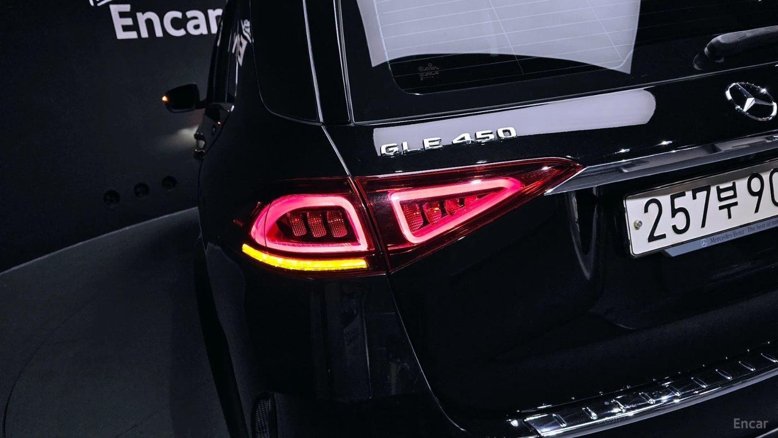 Mercedes-Benz GLE 450 AMG Line| AIR| DISTRO| ОБДУХ| 360| HUD| 3 AC| , снимка 6 - Автомобили и джипове - 56136108