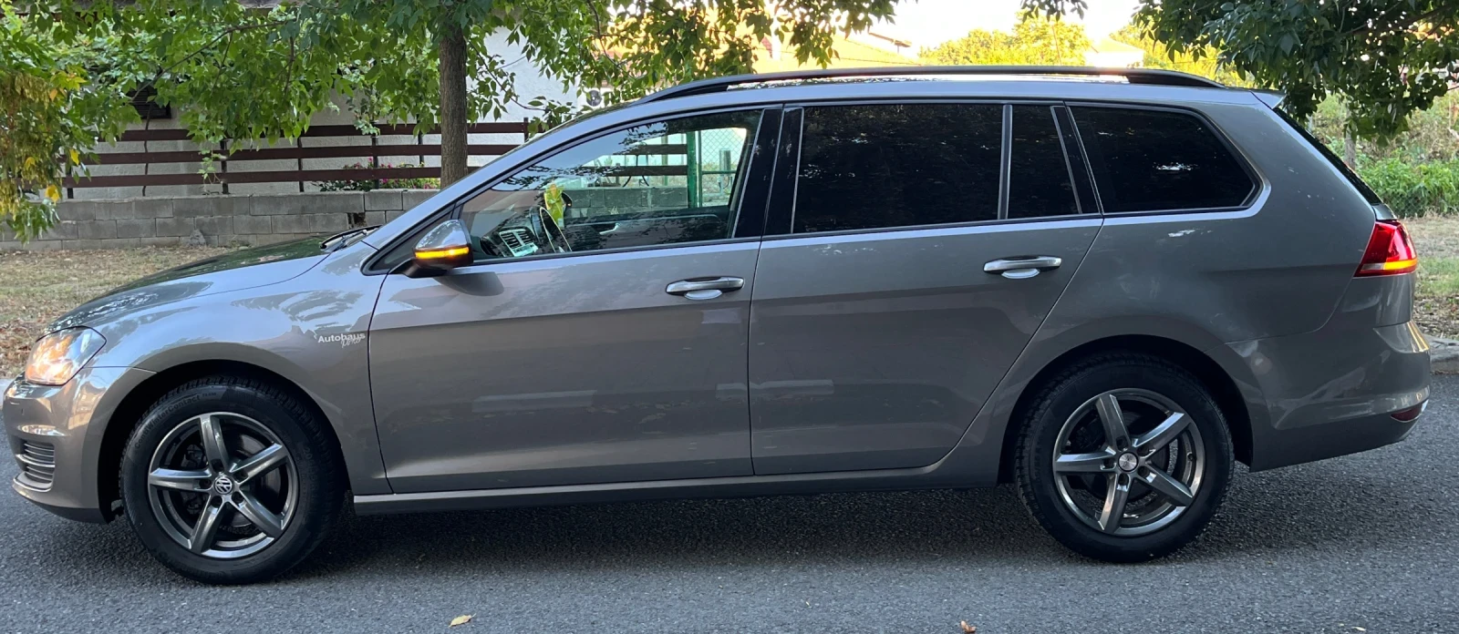 VW Golf 1.6TDI/110/2016/ГОДИНА, снимка 2 - Автомобили и джипове - 56149451