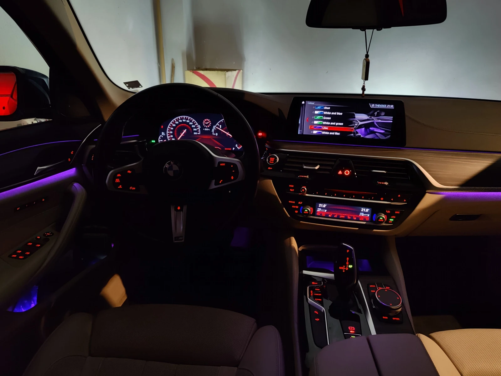 BMW 530 | HUD | 360  | Harman Kardon, снимка 15 - Автомобили и джипове - 56319215
