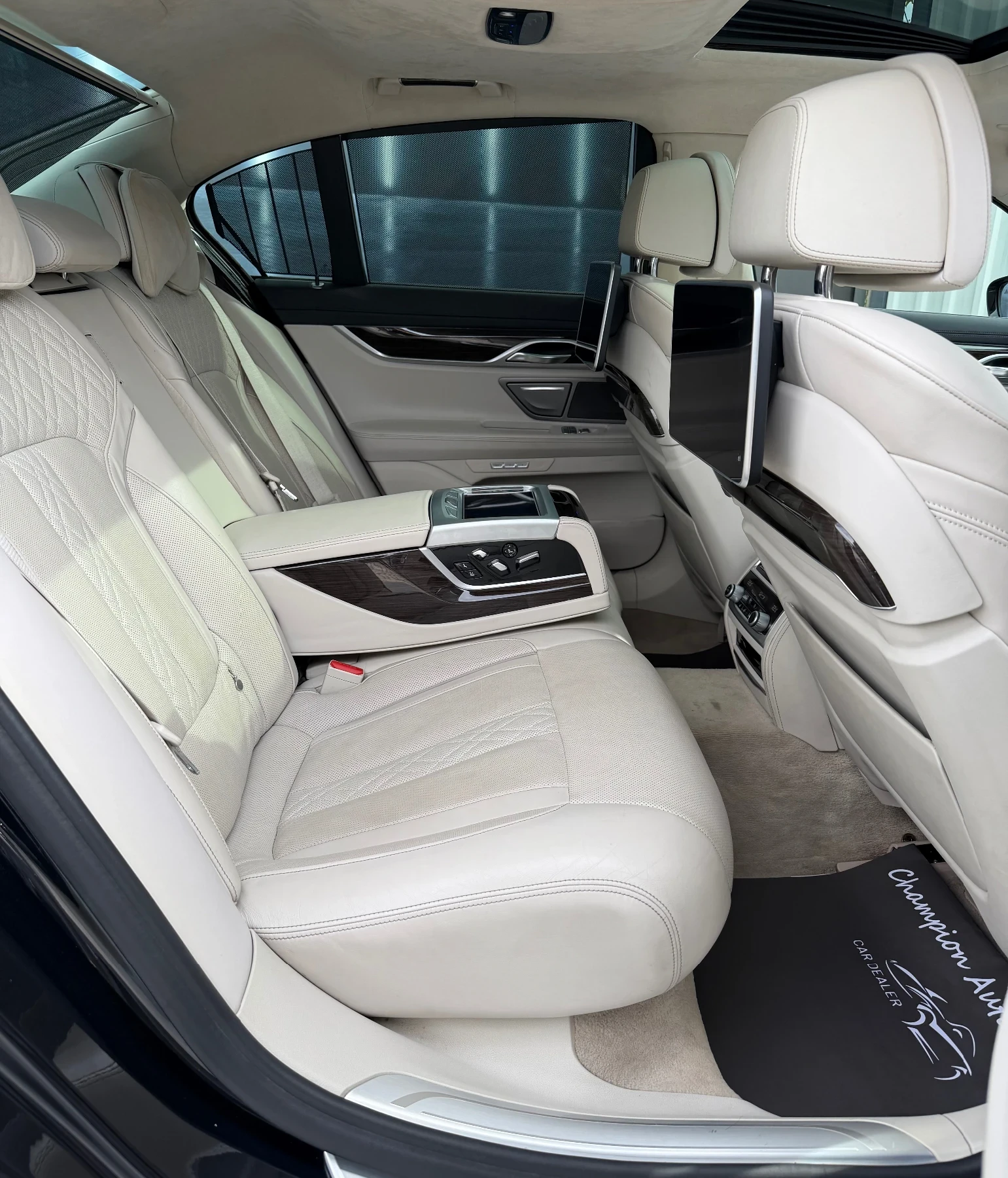 BMW 740 XDrive M-Packet Full | Mobile.bg � ����������� 15
