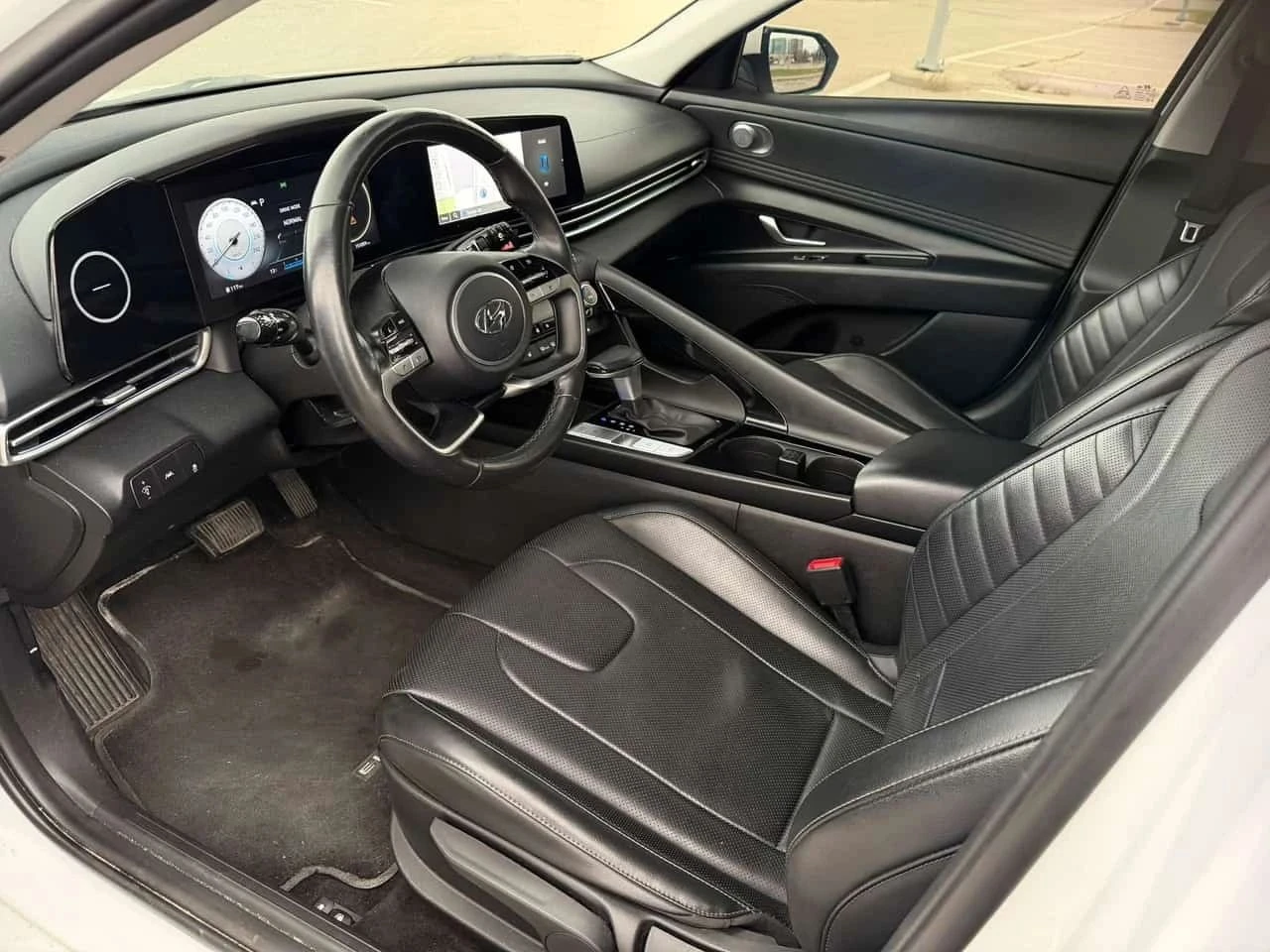 Hyundai Elantra, снимка 5 - Автомобили и джипове - 56685536