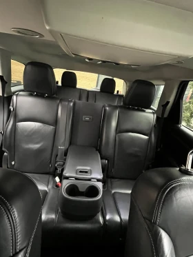 Fiat Freemont 2.0 Multijet АВТОМАТ4x4 DVD 7 МЕСТЕН КОЖЕН САЛОН  , снимка 13