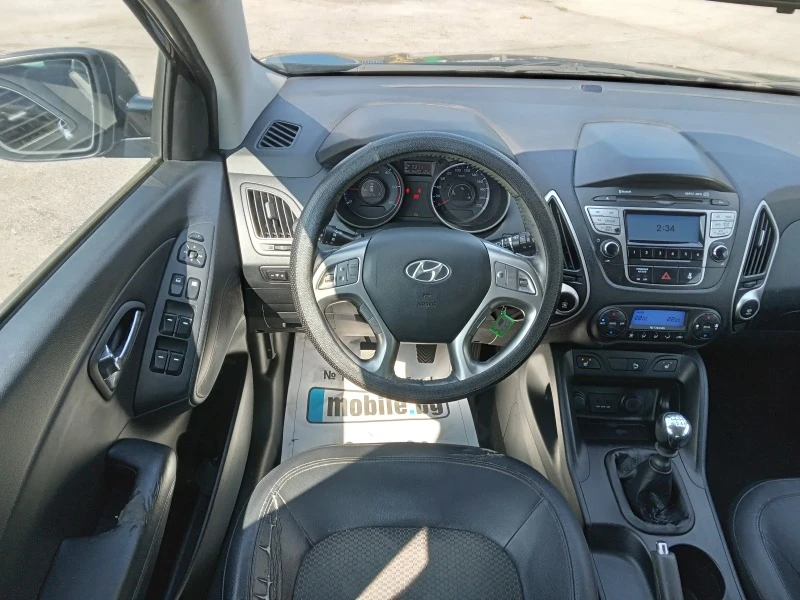 Hyundai IX35 2.0CRDI !4x4!, снимка 9 - Автомобили и джипове - 42204870