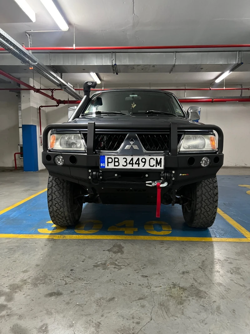 Mitsubishi Pajero sport 3000i газ, снимка 2 - Автомобили и джипове - 48092547